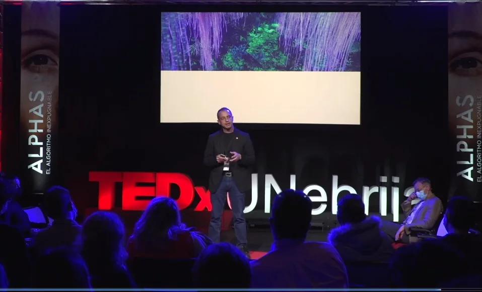 Roberto Menéndez en TEDx Universidad Nebrija