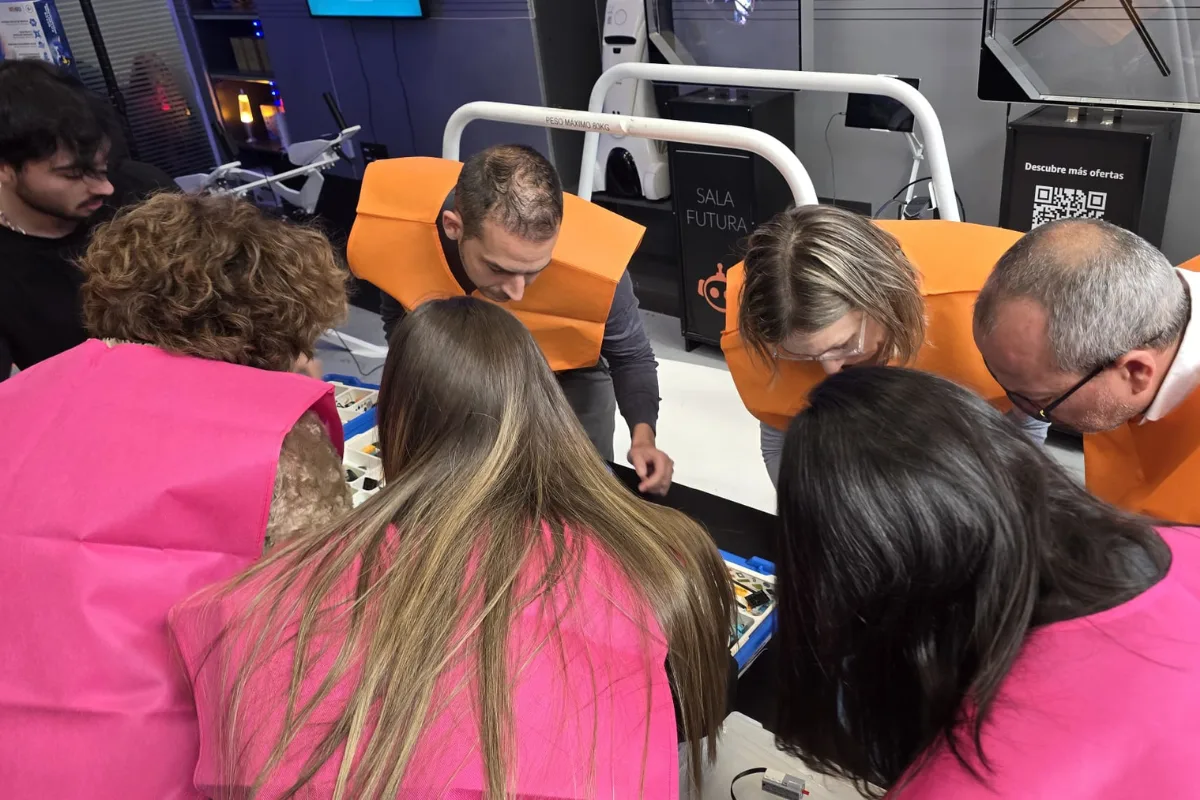 Teambuilding Nova U — taller en grupo